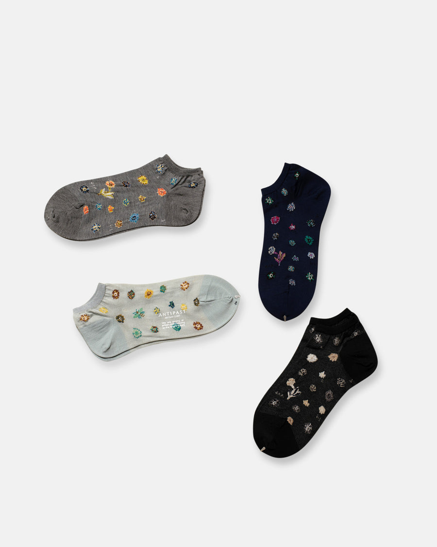 polka flower no show socks