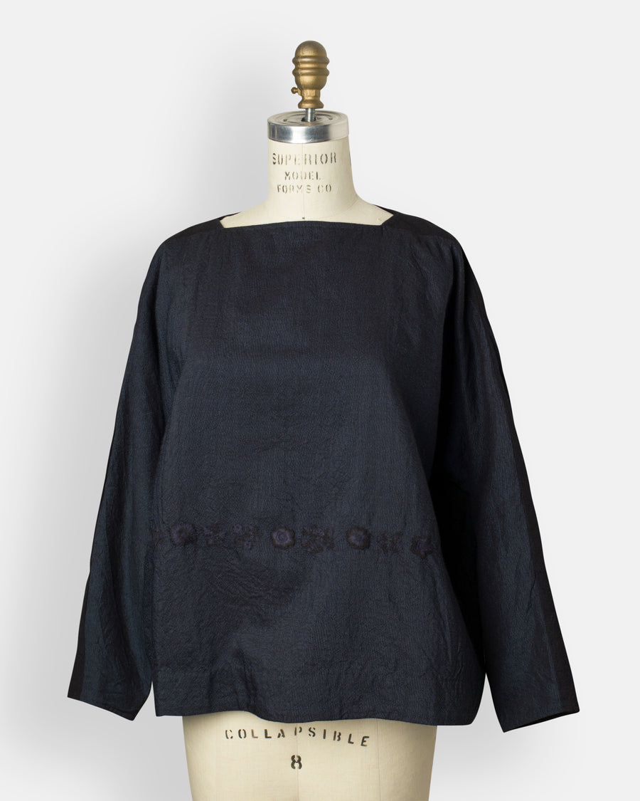 boatneck blouse with embroidery