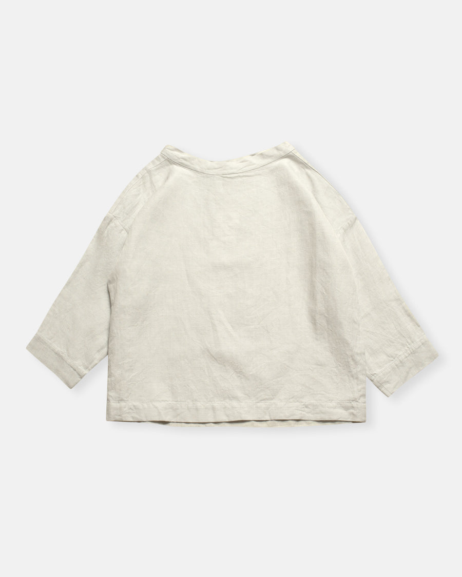 stand collar box shirt