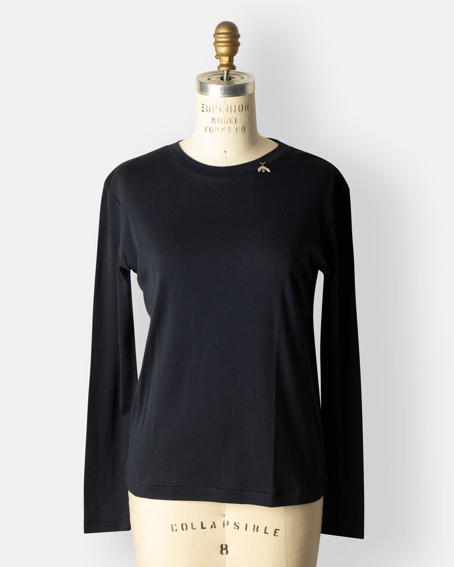 t-shirt with bee