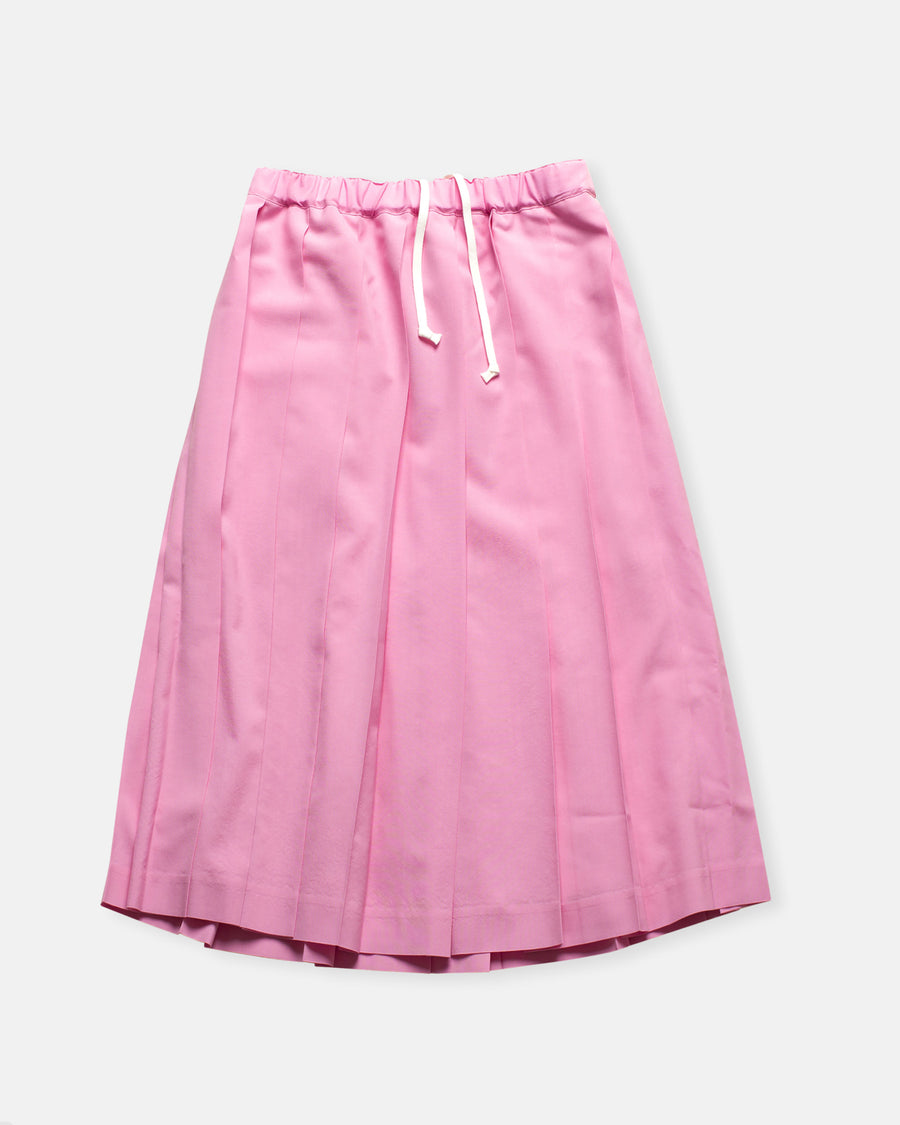 pleated skirt