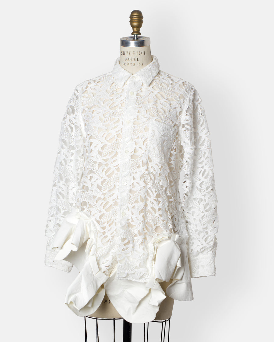 lace shirt with ruffled hem