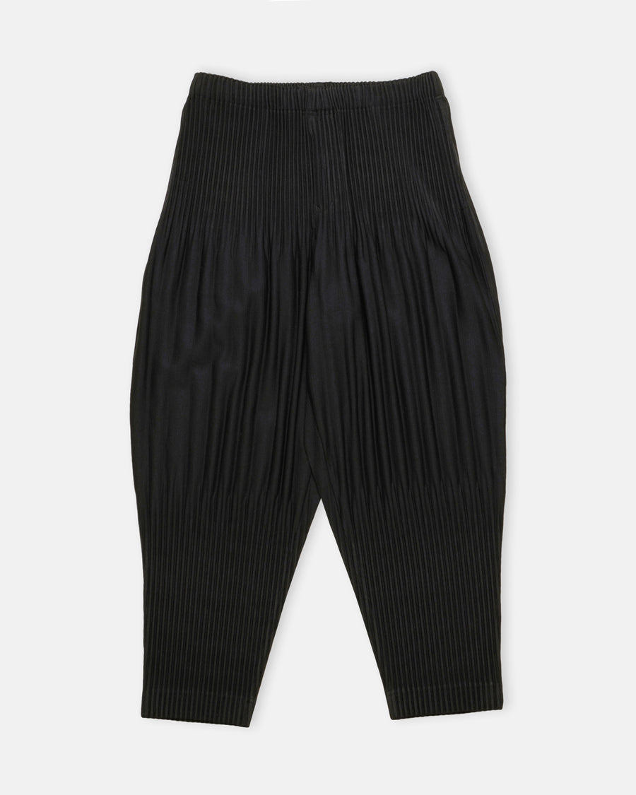 basics pleated tapered pants