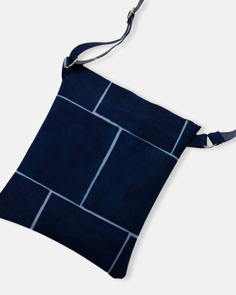 indigo medium bag with zip