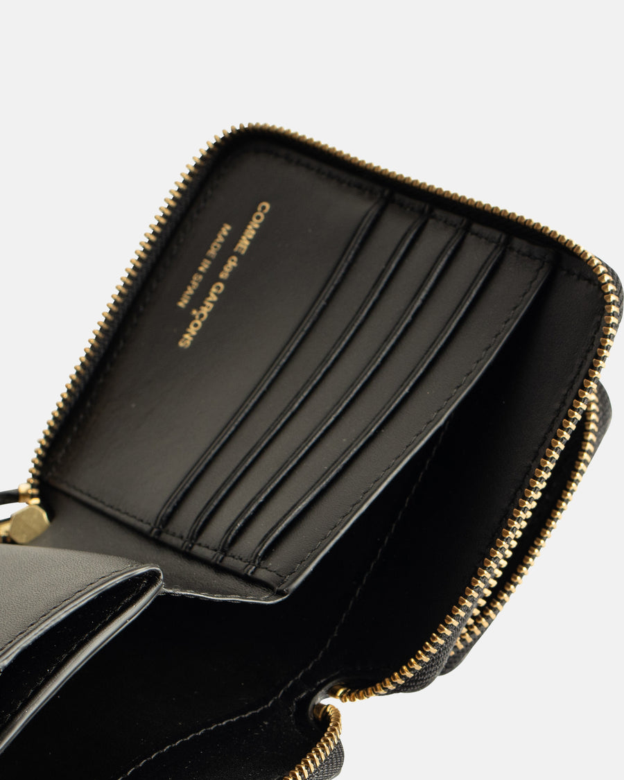 outside pocket zip around wallet