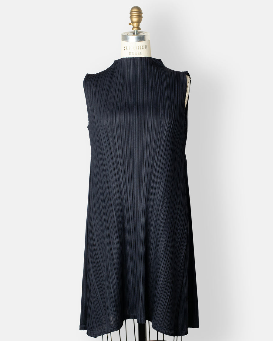 mellow pleats tunic