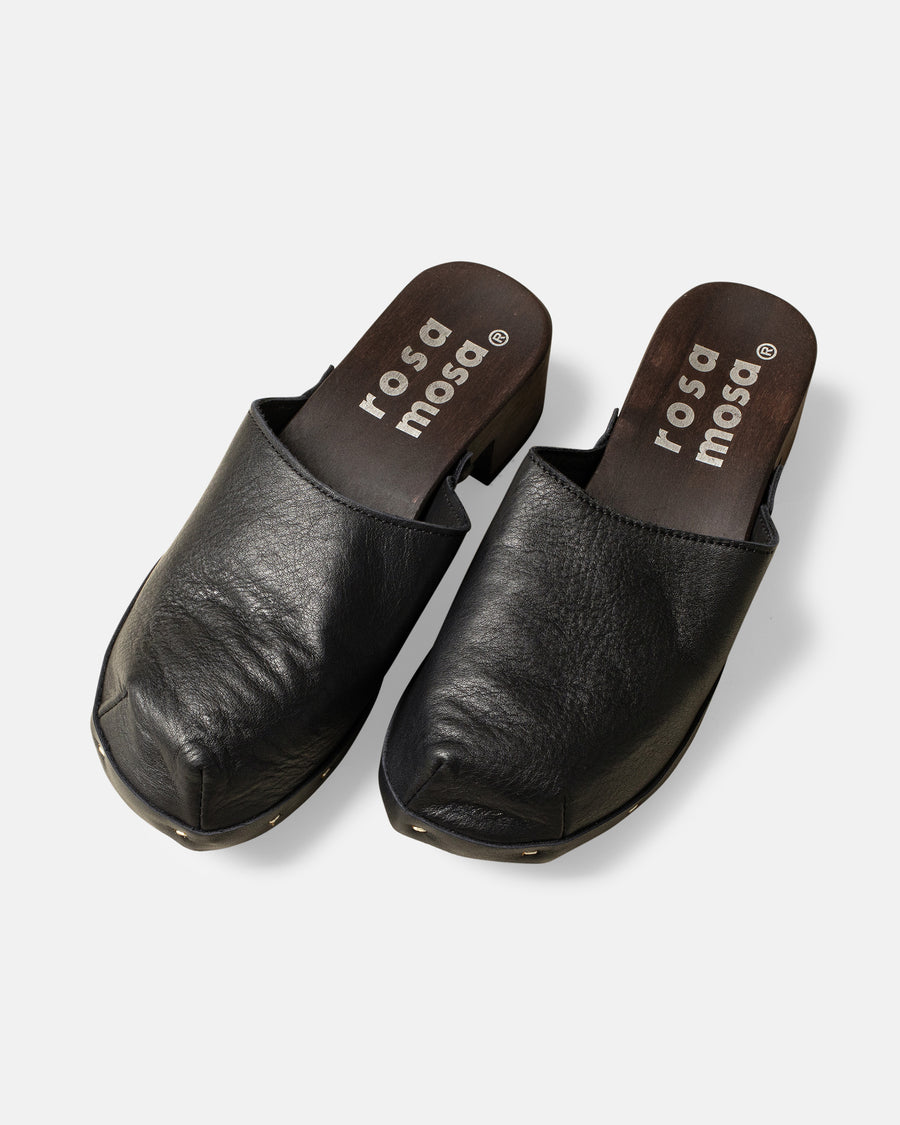 rocco geo clogs