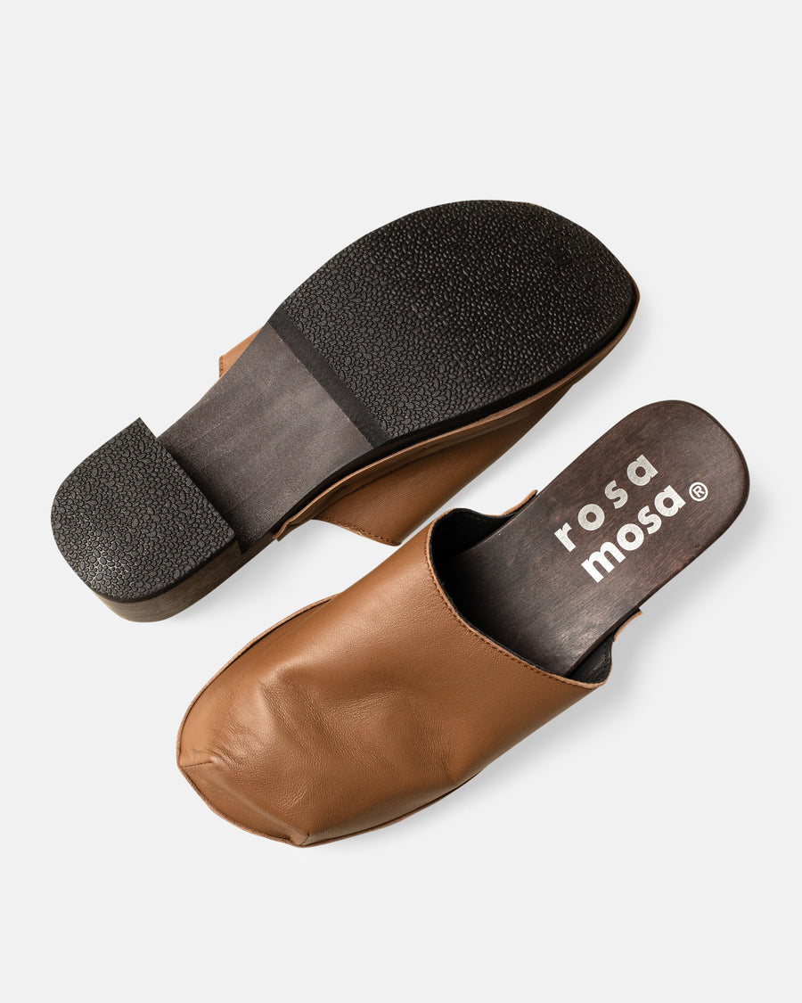 rocco geo clogs