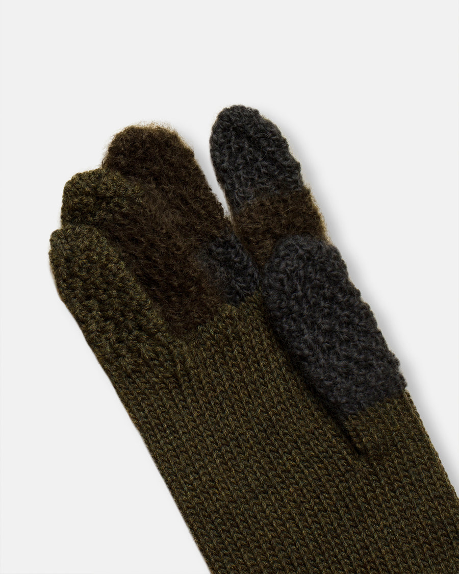 patched short gloves