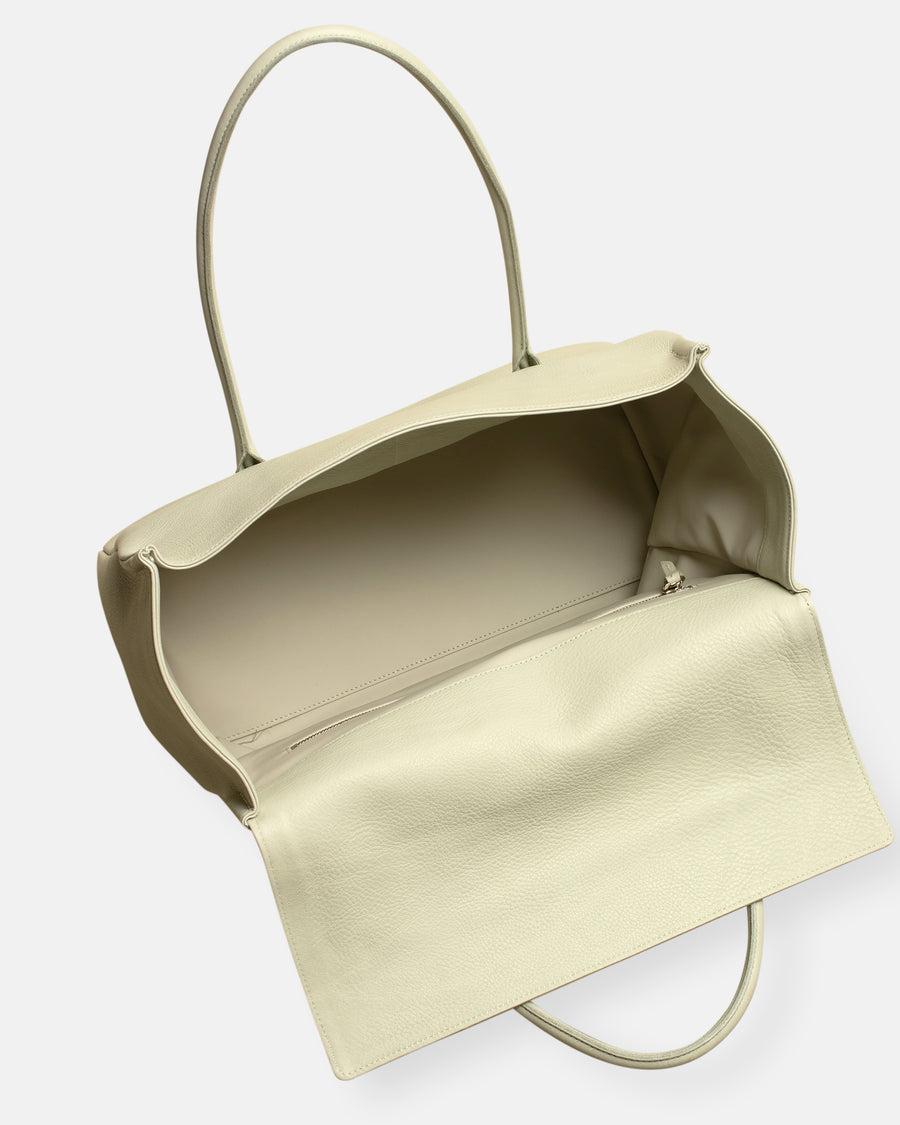 medium stitch flap bag