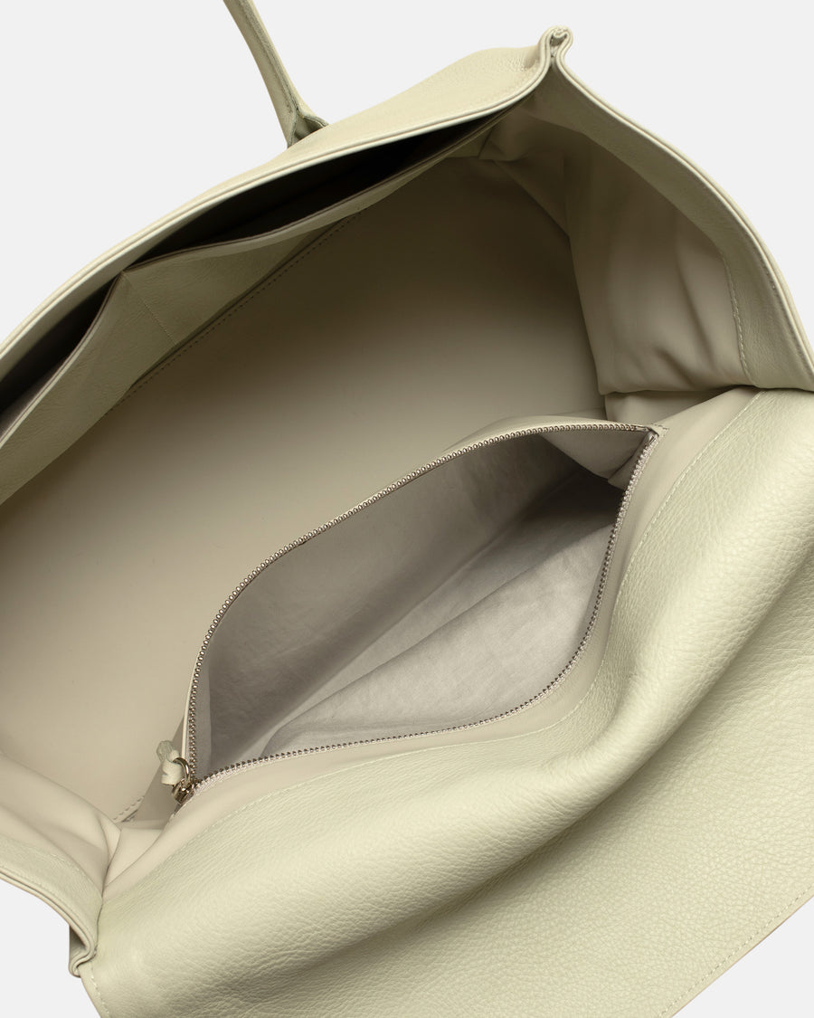 medium stitch flap bag