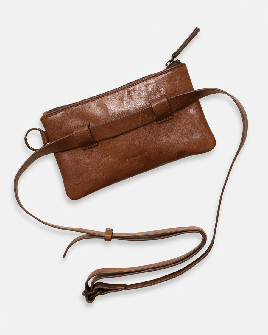 flat pouch & belt