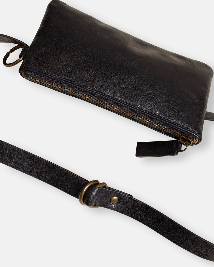 flat pouch & belt