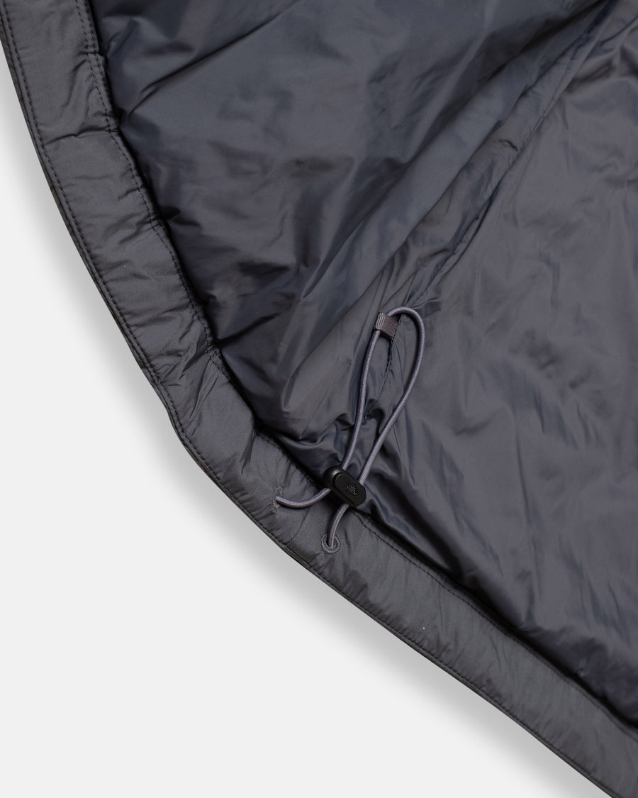 middle down hooded jacket