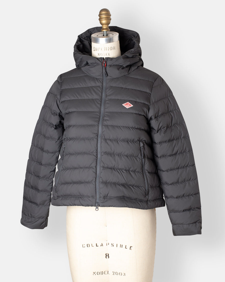 middle down hooded jacket