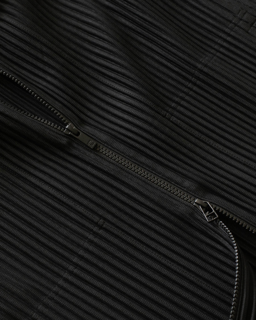 pleated zip up vest