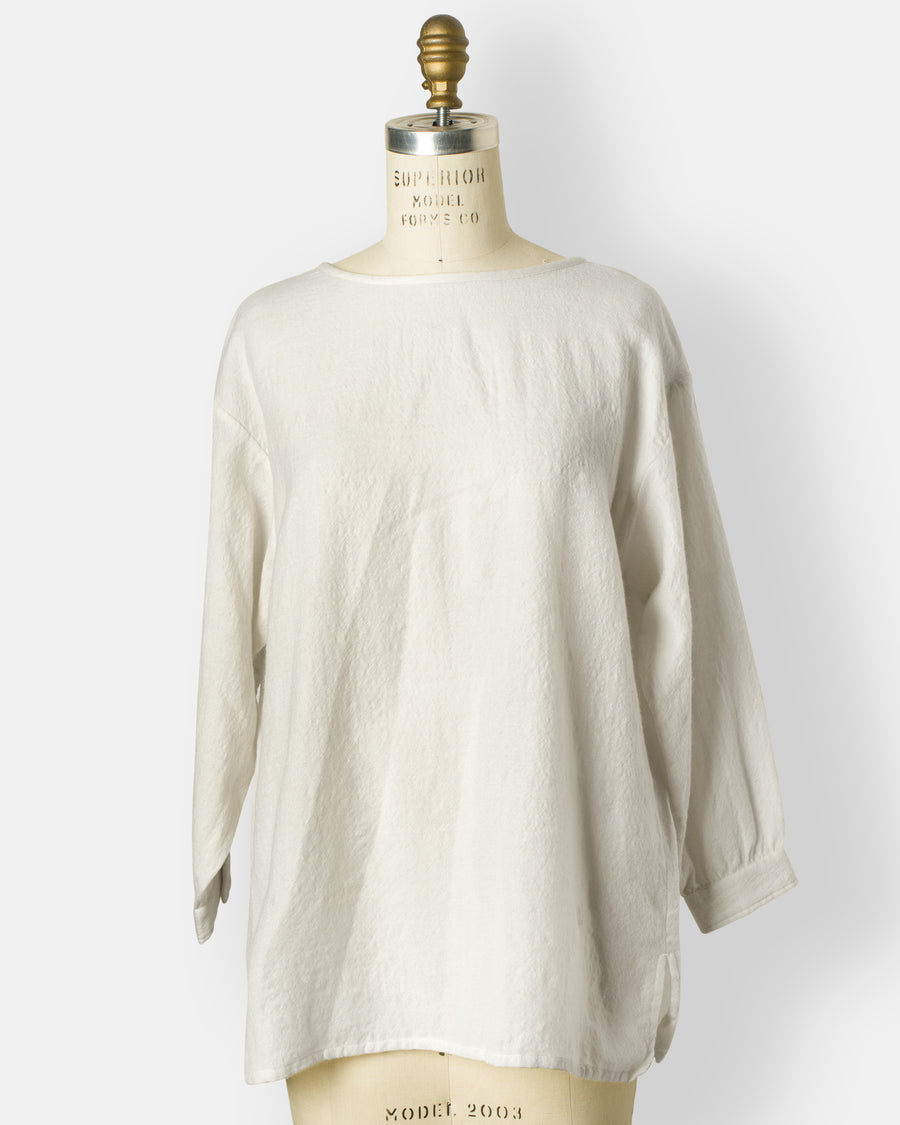 boiled wool plain boatneck back pintuck shirt