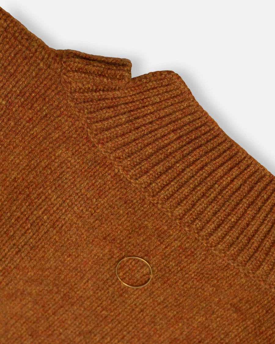 aila pullover
