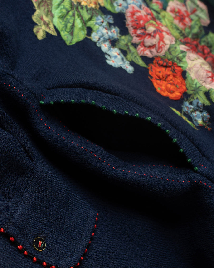 long shirt with floral embroidery