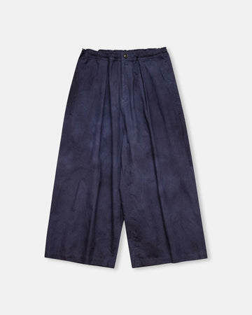 front tuck wide pants