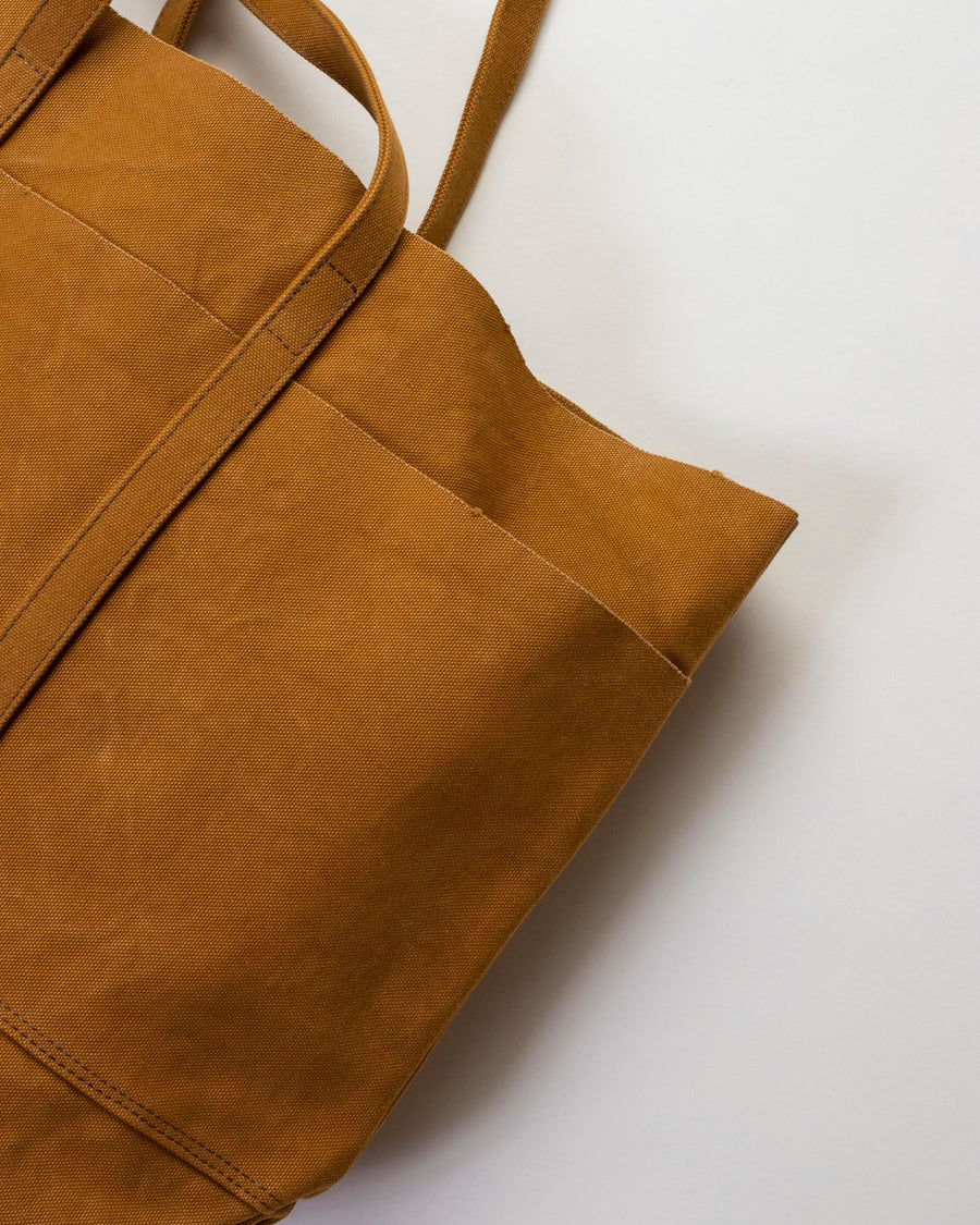 medium washed canvas 6 pocket tote